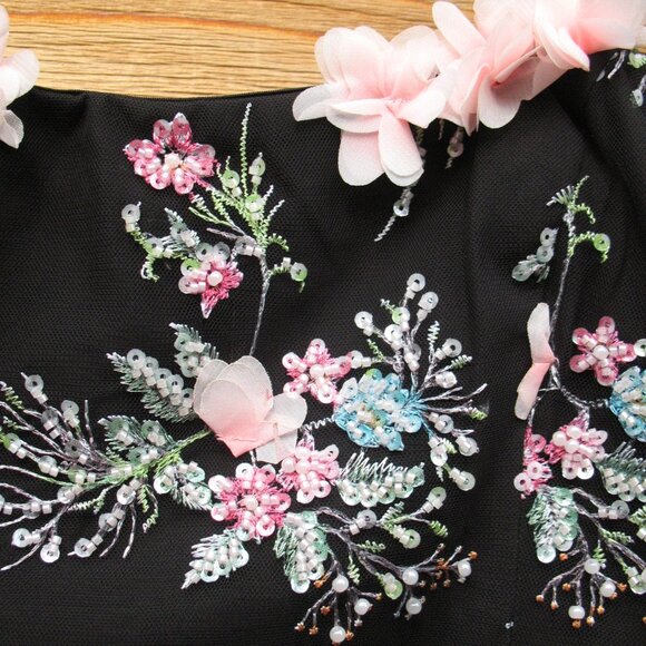 NWT Elliatt Gaia Black Floral Mini Dress Size L - Picture 8 of 15